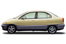 プリウス コンセプト（第31回東京モーターショー 参考出品車）