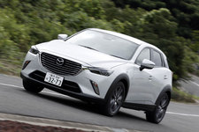 マツダ CX-3 20S PROACTIVE ボディカラー：セラミックメタル