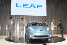 電気自動車「リーフ」