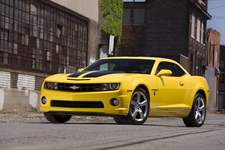 2010年型カマロ・トランスフォーマー特別仕様車を発表|【業界 2010年型カマロ・トランスフォーマー特別仕様車を発表|【業界