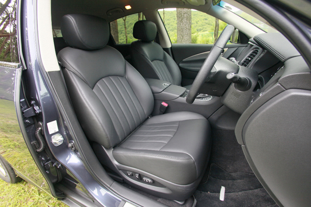 フロントシート