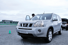 日産 エクストレイル クリーンディーゼル AT