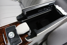 E300 センターコンソール