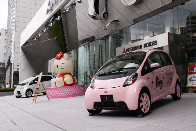 サンリオ　ハローキティ　根付け　ピンクのスポーツカー shinmiraisouzou_531-4954969922773