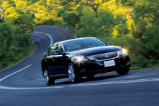 GS450h“version L”（ブラックオパールマイカ）（オプション装着車）