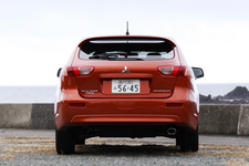 ギャランフォルティス スポーツバック リアビュー