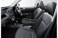 エクシーガ：インテリア（2.0GT Black Leather Selection）
