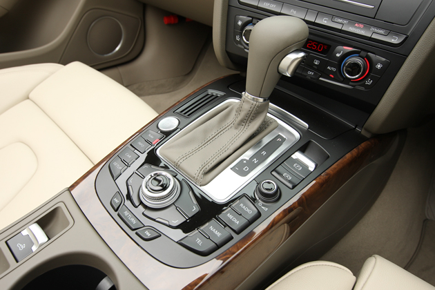 アウディ A5カブリオレ シフト