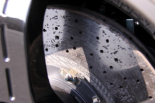 GT-R specVに採用されている「カーボンセラミックローター」