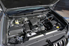 ランドクルーザープラド TX 2TR-FE 直列4気筒エンジン