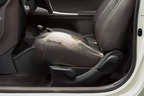 トヨタ iQのSRSシートクッションエアバッグ (助手席)
