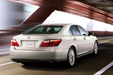 LS460“version C”（フロスティパールマイカ）