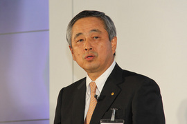 トヨタ マークX発表会