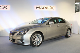 トヨタ マークX発表会