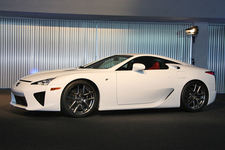 レクサス LFA