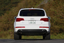 アウディ Q7 3.6 FSIクワトロ