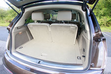 アウディ Q7 4.2 FSIクワトロ