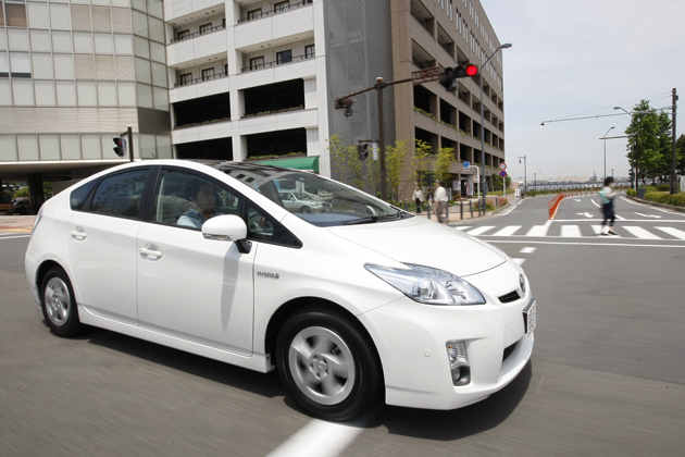 交差点のゼブラゾーン 直進自転車