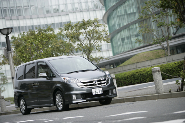 ホンダ ステップワゴンスパーダ 試乗レポート 1 4 徹底検証 07年新型車種ー試乗レポート Mota ホンダ ステップワゴンスパーダ 試乗レポート 1 4 徹底検証 07年新型車種ー試乗レポート Mota
