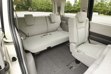 新型ステップワゴン 3列目シート