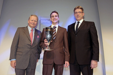 Dr. Wolfgang Porsche, Dirk Werner, Hartmut Kristen (r.)