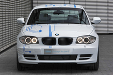 BMWコンセプト アクティブE