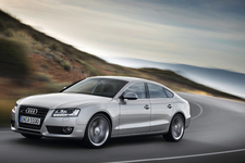 アウディ A5スポーツバック