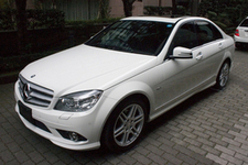 メルセデス・ベンツ C200 CGI ブルーエフィシェンシー