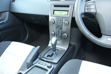 ボルボ C30 T5 R-DESIGN