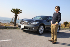 日産 フーガと金子浩久氏