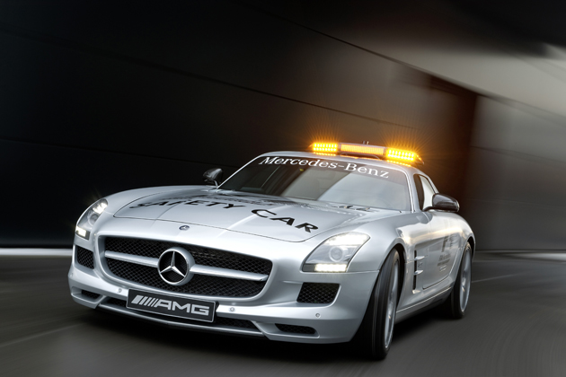 メルセデス・ベンツ SLS AMGがF1のセーフティカーに|【業界先取り