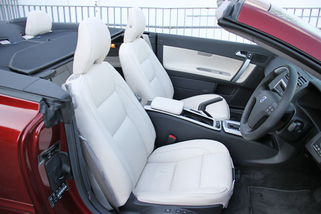 ボルボ C70カブリオレ 価格 車種カタログ情報 新車 中古車見積もりなら Mota