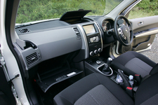 日産 エクストレイル20GT