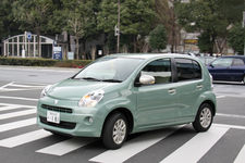 トヨタ パッソ 新車イメージ