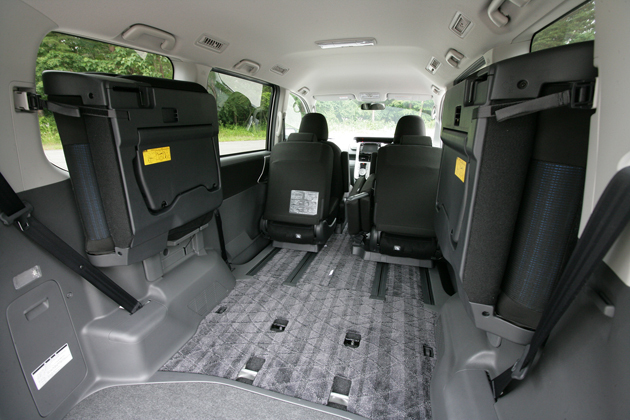 トヨタ ヴォクシー 試乗レポート 画像ギャラリー No 9 徹底検証 22年新型車種ー試乗レポート Mota