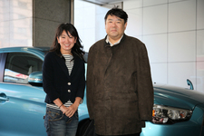 （左）藤島知子／（右）オートックワン読者の斉藤さん