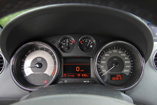 プジョー RCZ