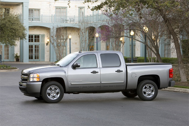 ヴェライゾン社、シボレー シルバラード ハイブリッド576台を社用車