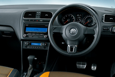 クロスポロ (インパネ)