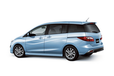 新型プレマシー