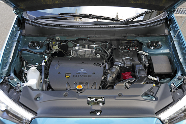 三菱 RVR 1.8リッター4気筒エンジン