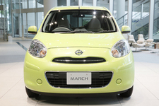 新型マーチ