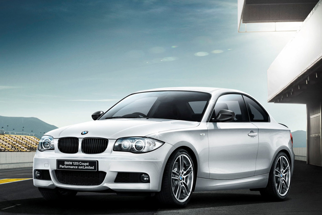 BMW、特別仕様車「120iクーペ Performance unLimited」を限定30台で