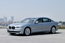 BMWアクティブハイブリッド7