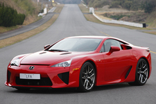 レクサス LFA