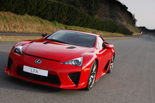 レクサス LFA