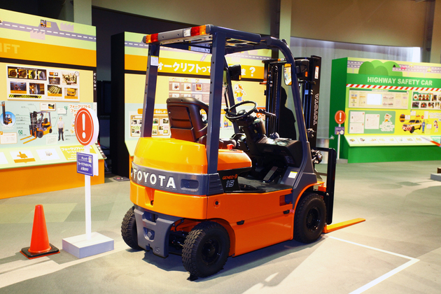 トヨタ博物館 はたらく自動車 フォークリフト ショベルカー 画像ギャラリー No 2 特集 Mota