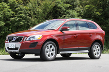 ボルボ XC60 T5 SE