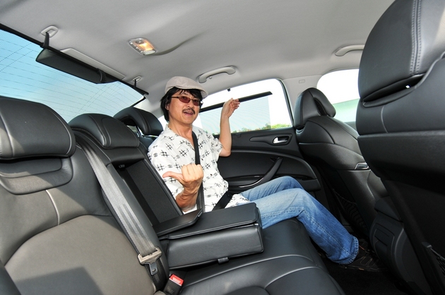 シトロエンC5 1.6エクスクルーシブとMJブロンディこと清水草一