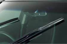 インスパイア 雨滴検知ワイパー